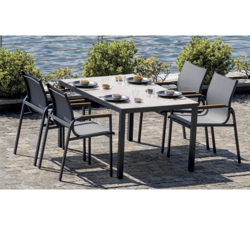 Set Pranzo da Giardino 4 Posti con Tavolo Rettangolare e Sedie Impilabili, Colore Antracite
